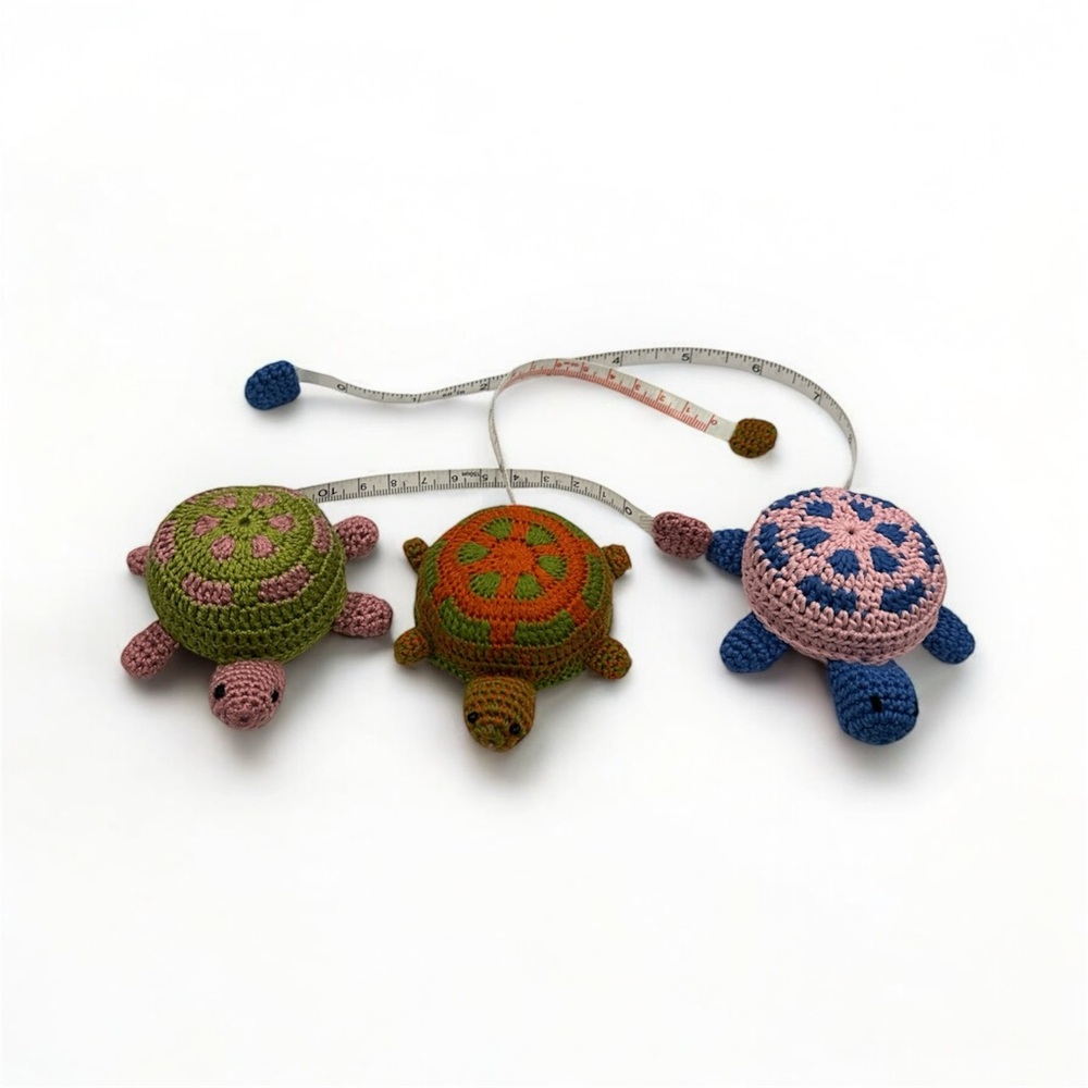 Turtle tape measure